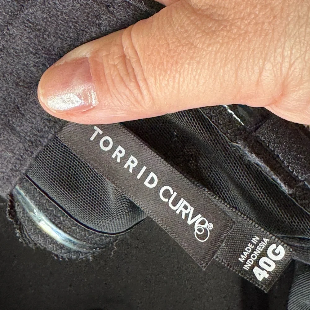 Torrid Strapless Lightly Lined Smooth Bra Black 40G Staple Bra